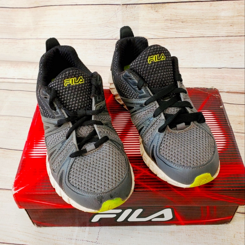 KIDS FILA SNEAKERS 👟